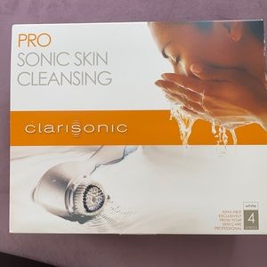 BNIB Clarisonic Pro Skin Cleansing 4 speed white